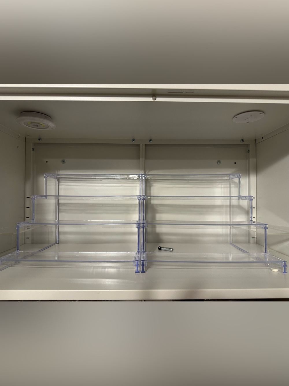 Perfume clear acrylic perfume display set of 4